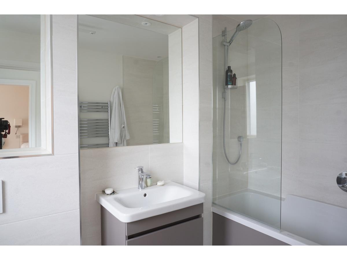 Modern, Spacious 2Br Flat In Oxford Buitenkant foto